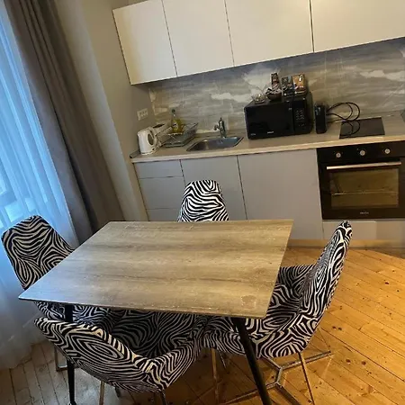 Flh - Old Vibes - Old Town * Bucarest