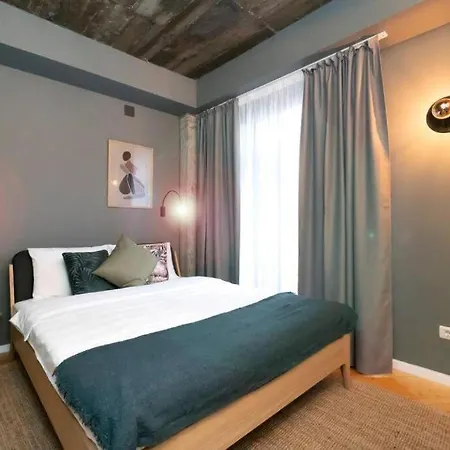 Flh - Old Vibes - Old Town