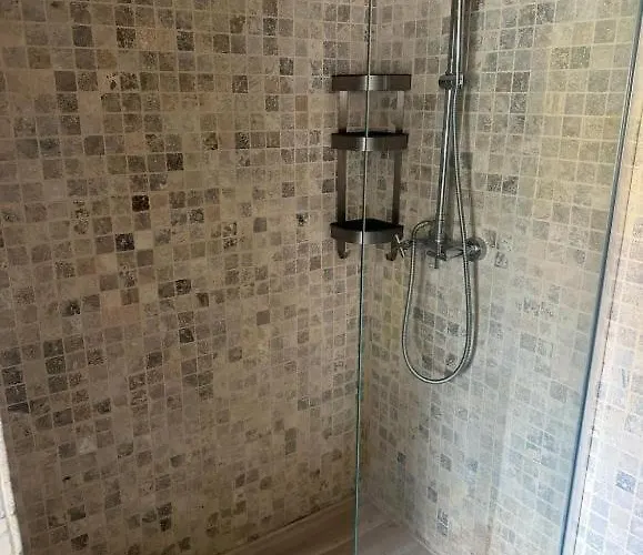 Flh - Old Vibes - Old Town