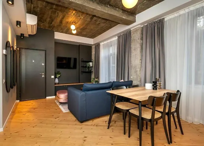 Flh - Old Vibes - Old Town * Bucarest