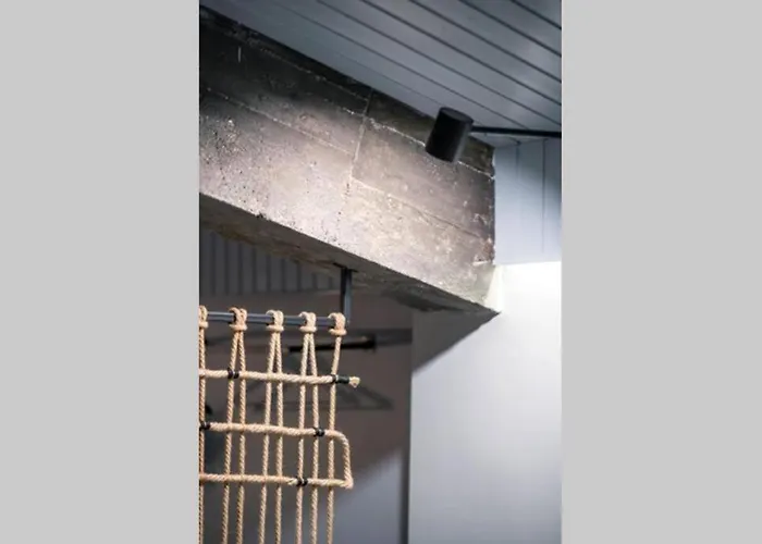 Flh - Old Vibes - Old Town Bucarest