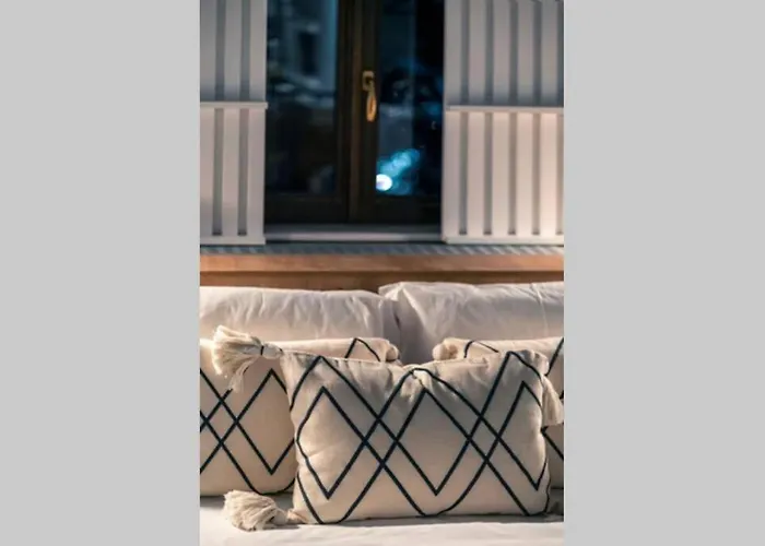 Flh - Old Vibes - Old Town Apartment Bucharest