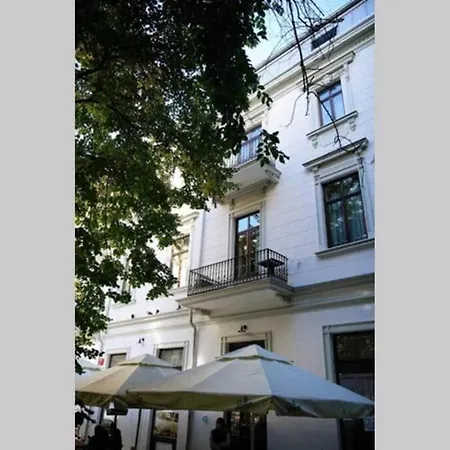 Flh - Old Vibes - Old Town * Bucarest