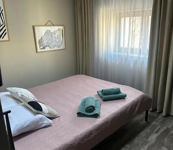 Flh - Old Vibes - Old Town * Bukarest